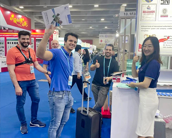 山东中钢首次亮相广交会品牌展首日开门红